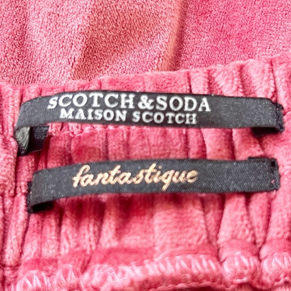 Scotch & Soda The Peaks Red Track Pant-
Sweatpants Size Medium - Picture 11 of 13